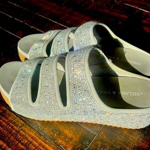 Rhinestone Chelsea and Violet wedge